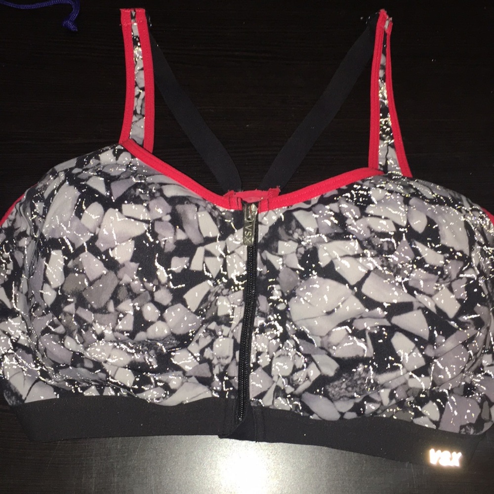 Vs sports bra